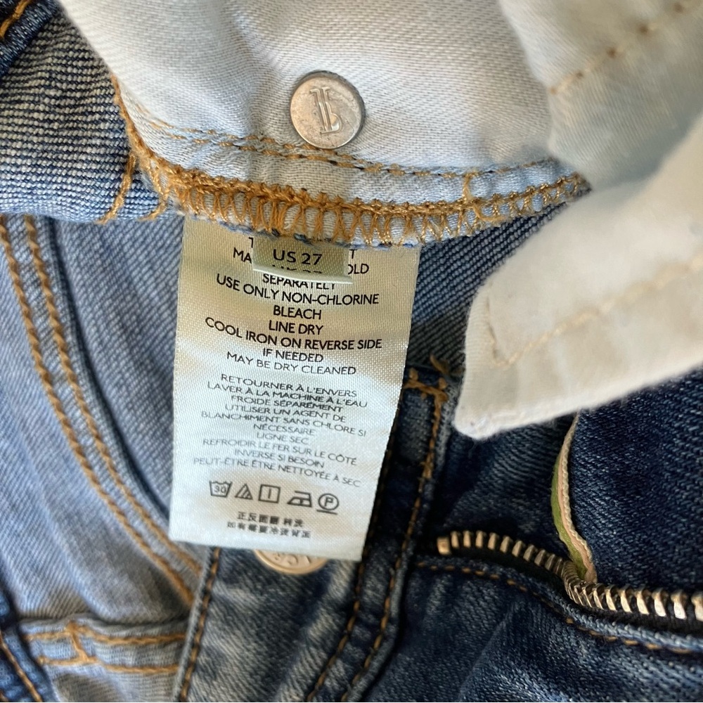 Anthropologie Pilcro Mid Rise Slim Boyfriend Crop Jeans Size 27 Distressed Denim - Picture 11 of 14